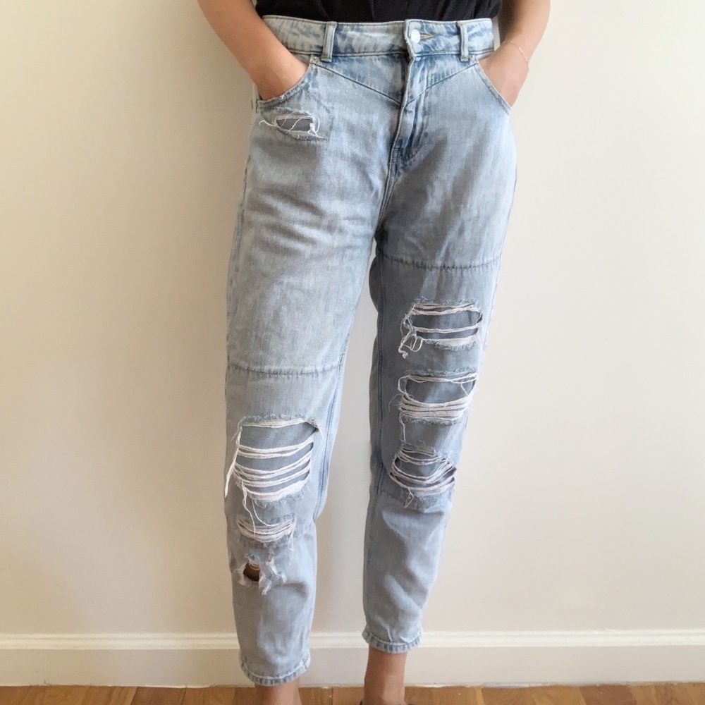 Pull&Bear Distressed Jeans